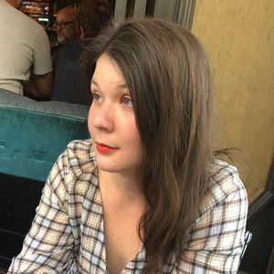 Meet your Posher, Nadia